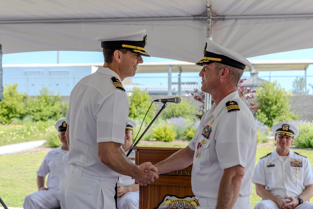 EOD Mobile Unit 2 Holds Change of Command Ceremony
