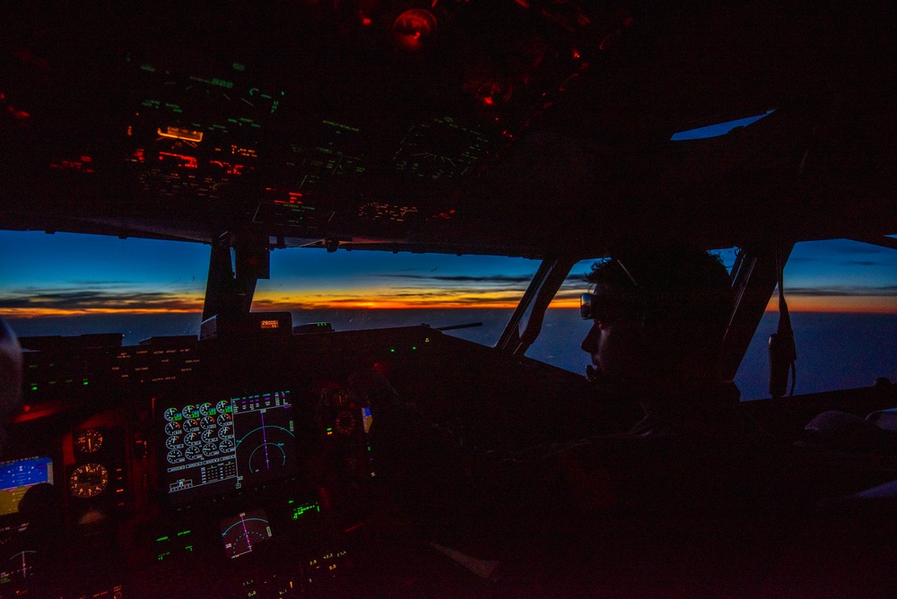 121st Refuels &quot;Warthog&quot; Over the Skies of Virginia