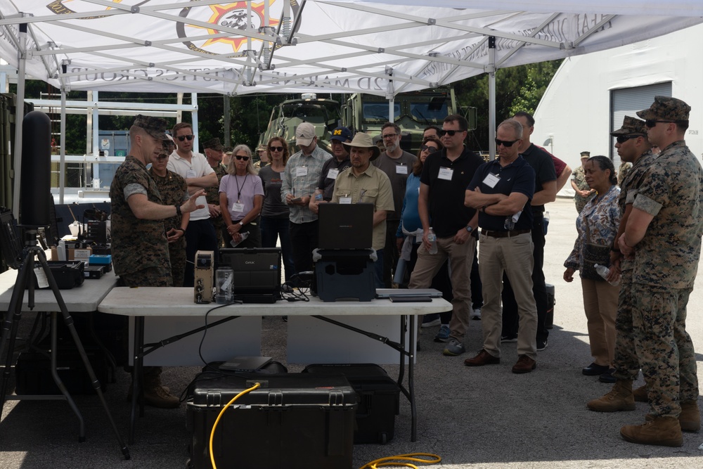 Defense Science Study Group Visits Combat Logistics Battalion 8, Innovation Campus