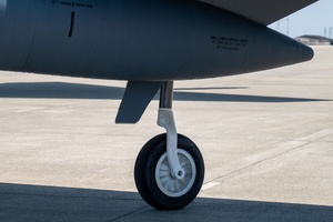 VMGR-152 Marines conduct unit CBRN training (Radio)
