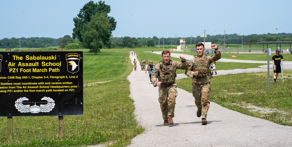 Best Air Assault Competition for Week of the Eagles 2025
