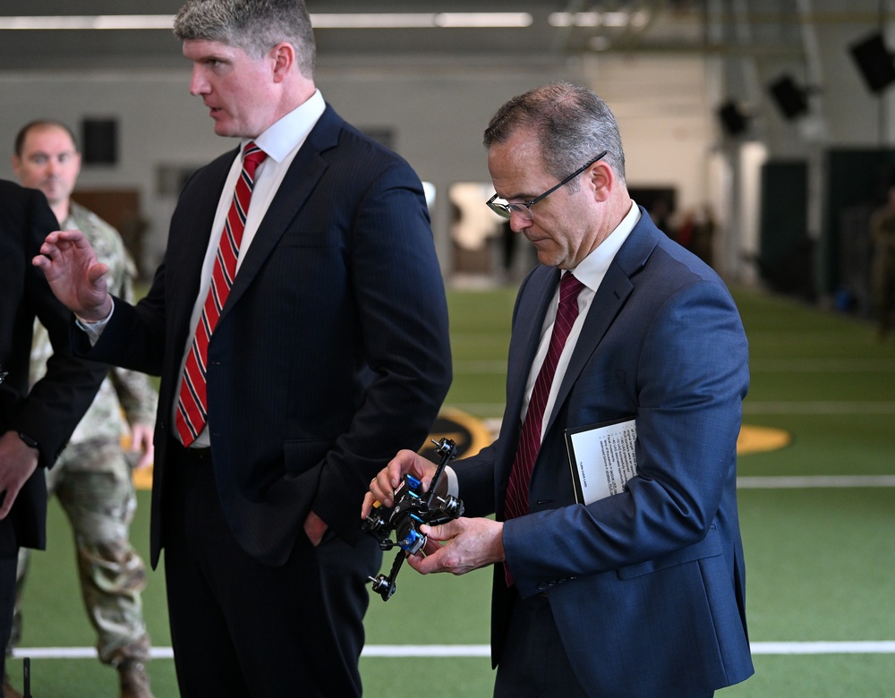 Top Army Leaders Visit U.S. Army John F. Kennedy Special Warfare Center and School