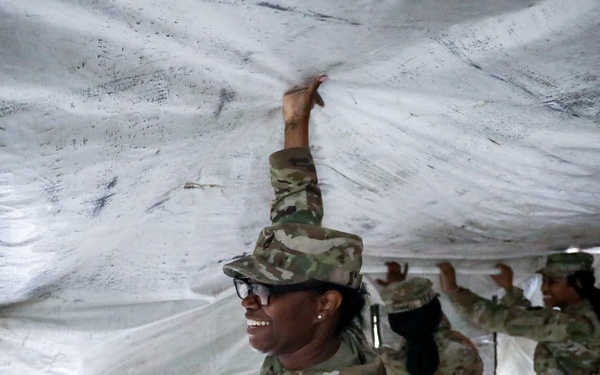 District of Columbia National Guard  Culinary Specialist team up with Pennsylvania National Guard  to work on Containerized Kitchen