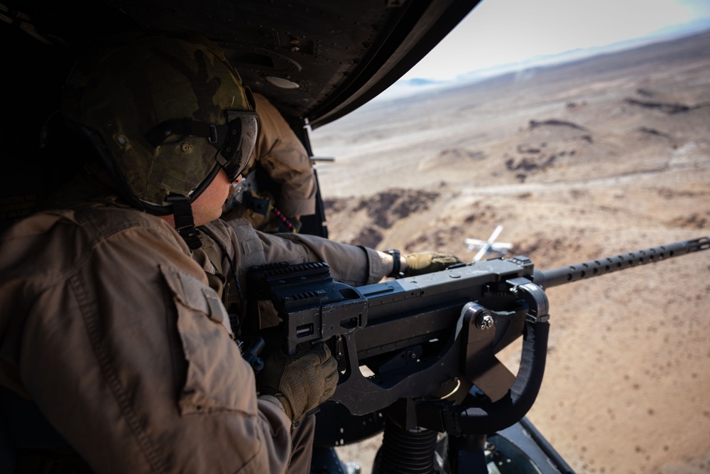 HMLA 773 conducts flight and FARP operations