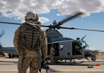 HMLA 773 conducts flight and FARP operations