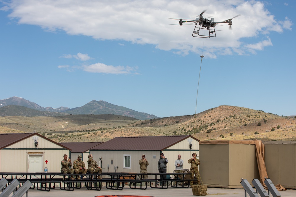 19th Special Forces Conduct UAV training