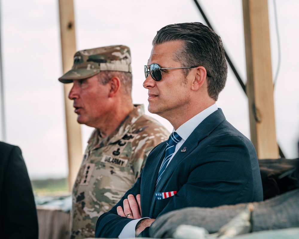 Army SOF Readiness Review with National Leaders