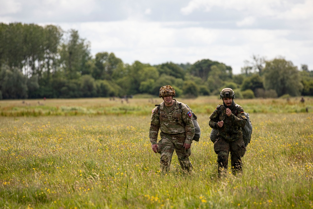 DDay81: Airborne Operation