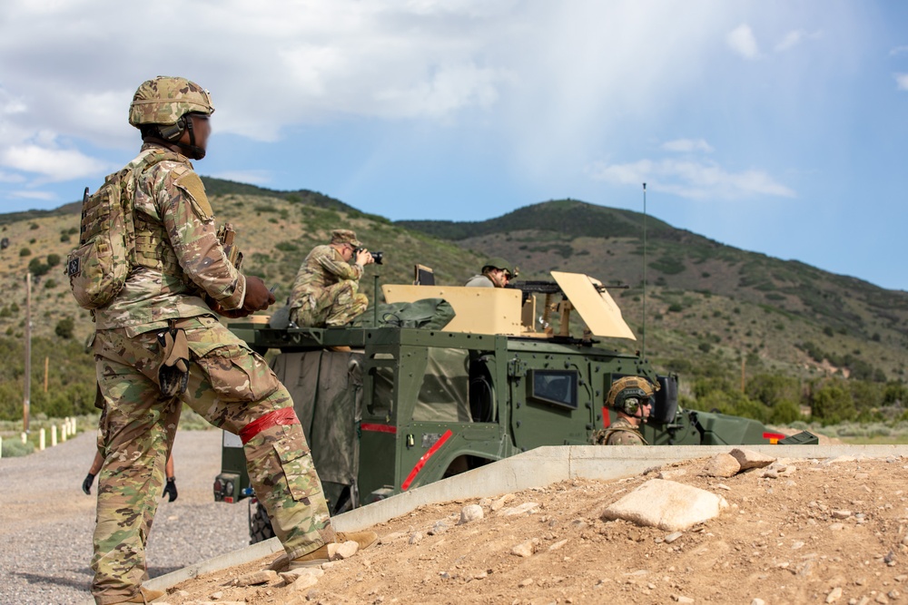 19th Special Forces Conduct UAV training