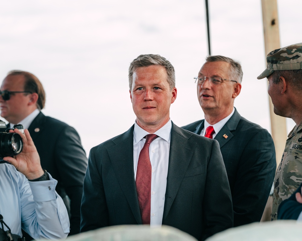 Army SOF Readiness Review with National Leaders