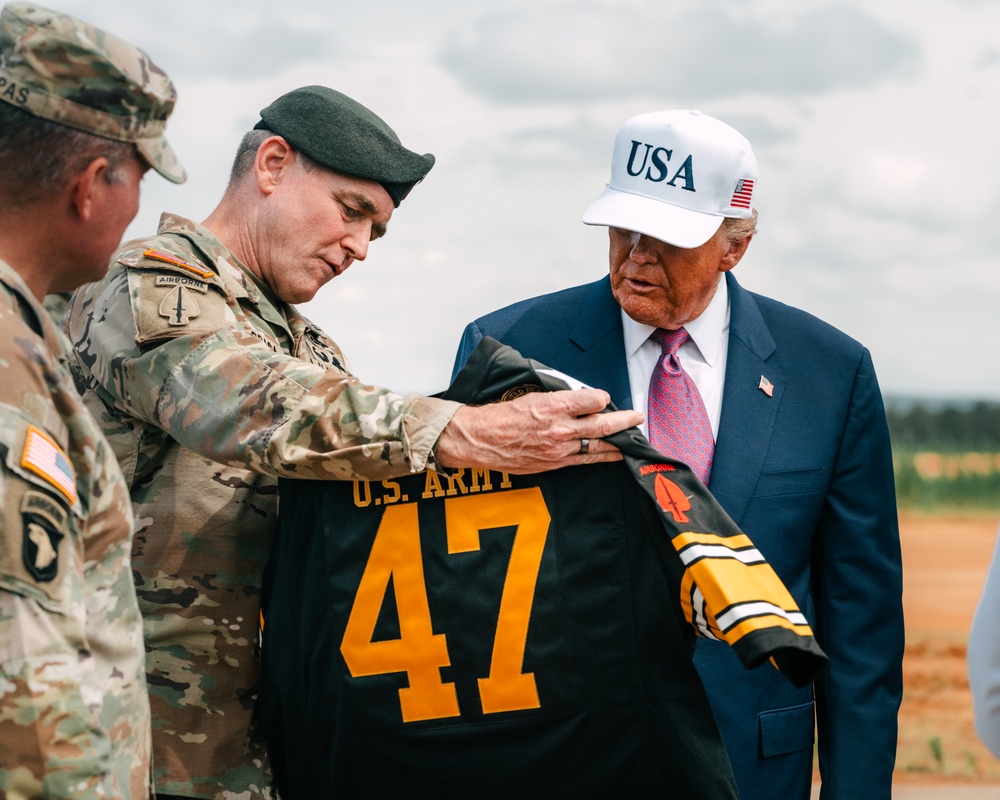 Army SOF Readiness Review with National Leaders