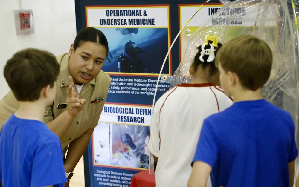 Naval Medical Research Command Participates in Piney Branch Elementary Career Day