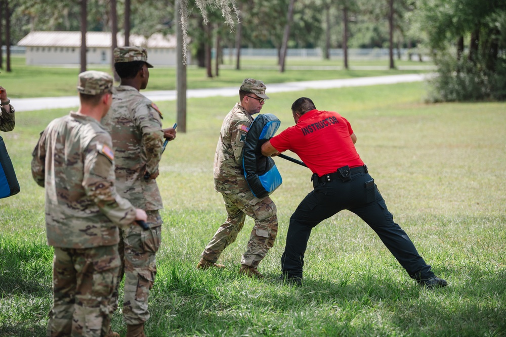 Guardsmen train with FL Department of Corrections