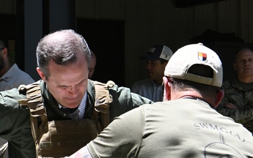 Top Defense Department Official Visit the U.S. Army JFK SApecial Warfare Center and School