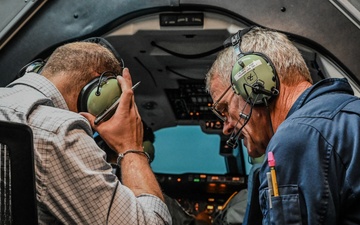 Laughlin flight simulator instructors