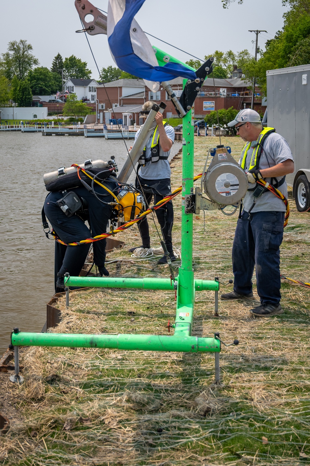 The Buffalo District Dive Team Visits Vermilion