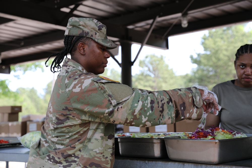 795th Field Feeding Team bring their culinary skills to QLLEX
