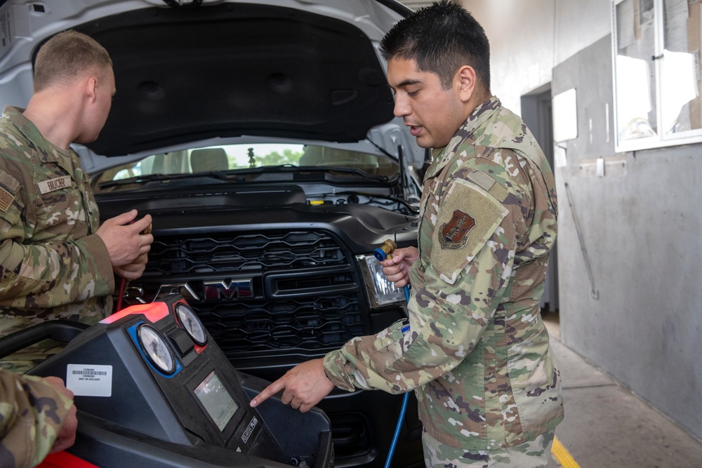 156th LRS Hosts MTT conducting vehicle AC Systems training course