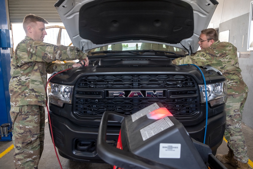 156th LRS Hosts MTT conducting vehicle AC Systems training course
