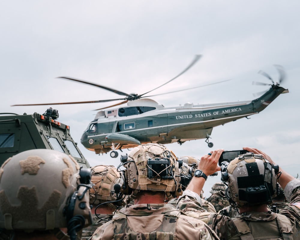 Army SOF Readiness Review with National Leaders