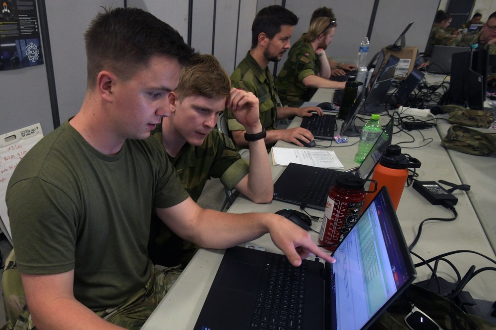 900-plus take part in Virginia Guard-hosted exercise Cyber Shield