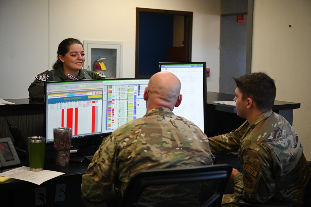 Visit with Airmen – SARM