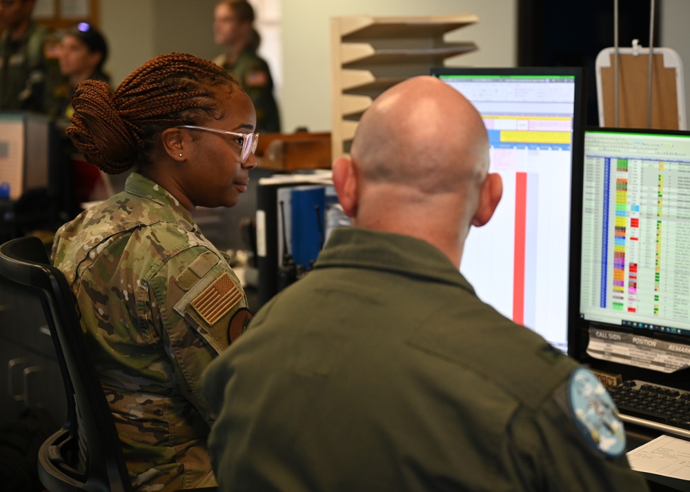 Visit with Airmen – SARM