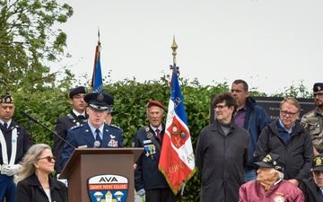 Unveiling the 8th Air Force monument