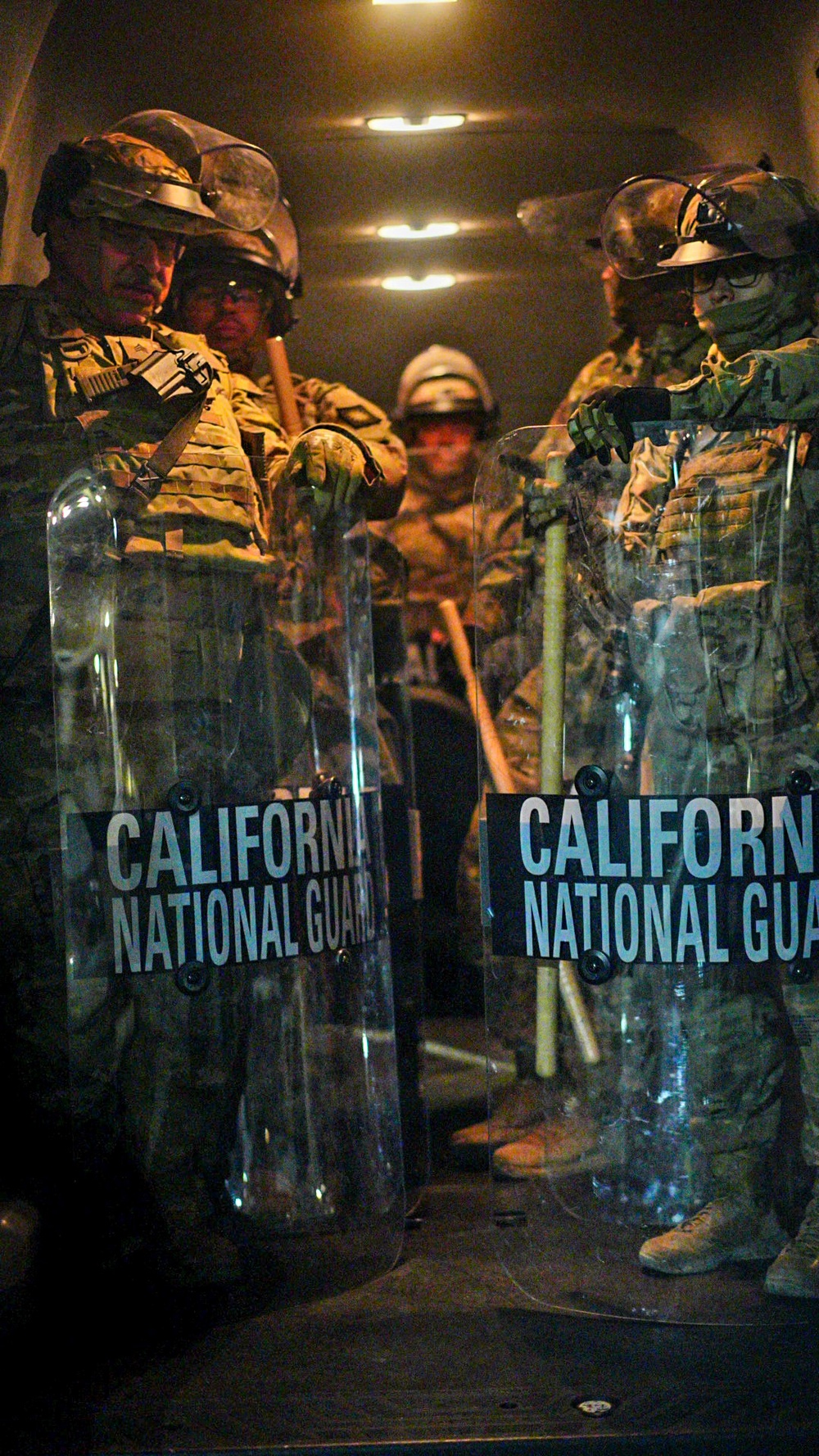 Soldiers provide protection for federal law enforcement in the greater Los Angeles area&amp;#xA;
