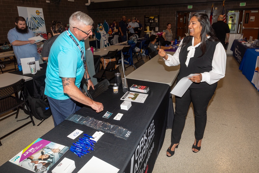NC Guard Hosts Veterans Hiring Event in Wilmington