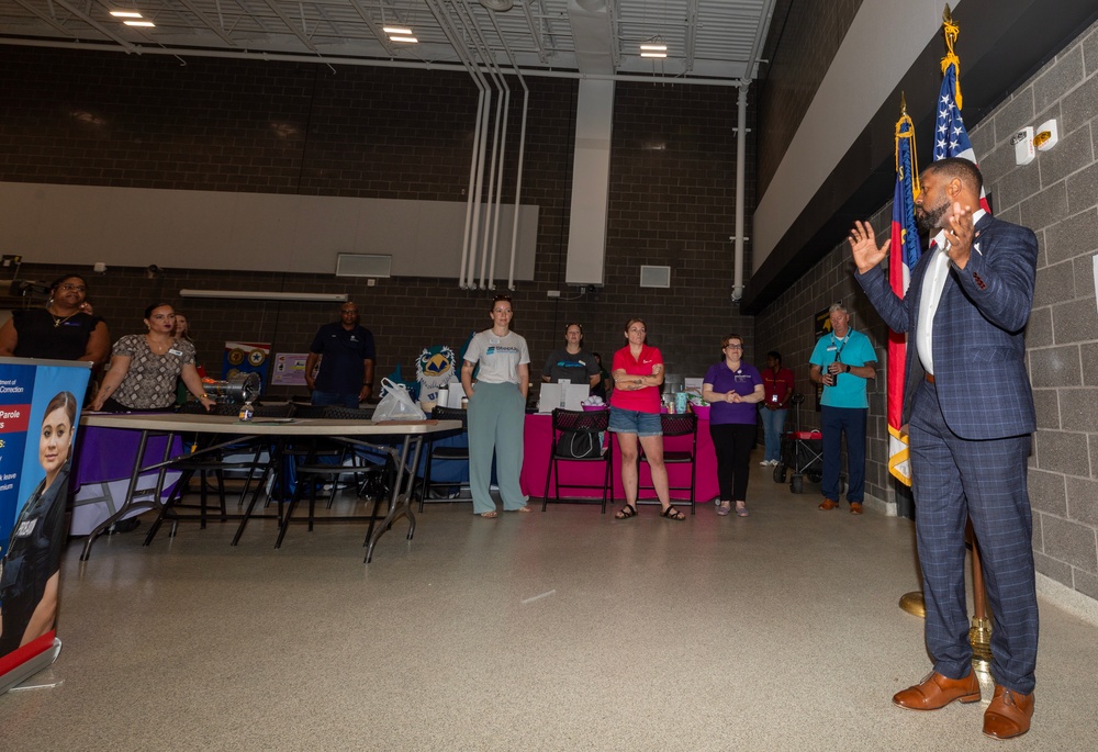 NC Guard Hosts Veterans Hiring Event in Wilmington