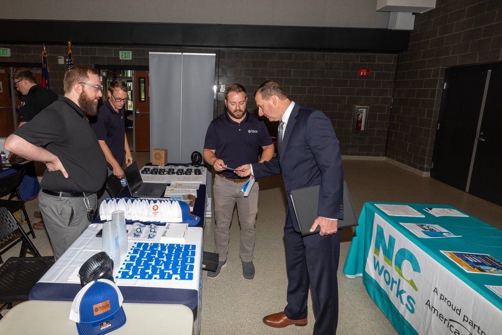 NC Guard Hosts Veterans Hiring Event in Wilmington
