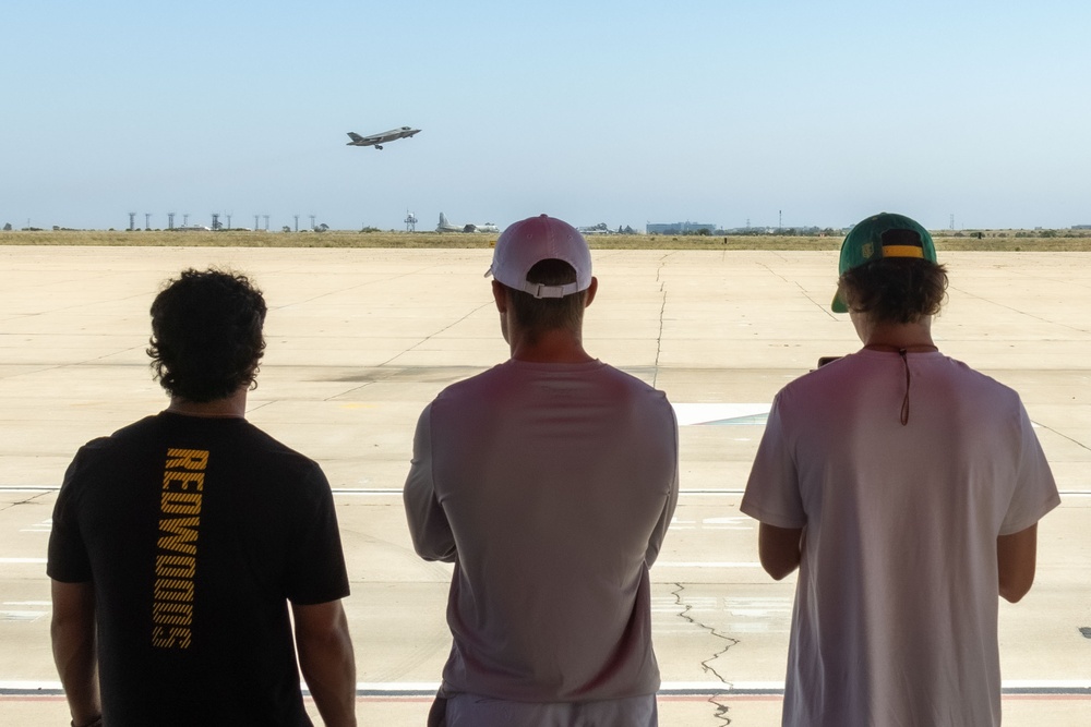 Premier Lacrosse League visits MCAS Miramar and 3rd MAW