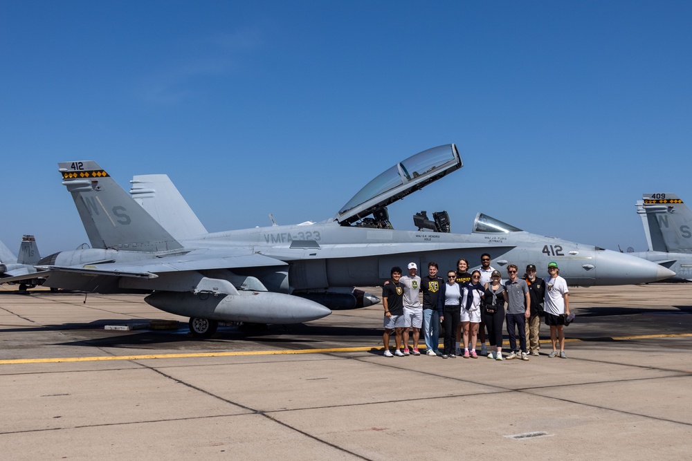 Premier Lacrosse League visits MCAS Miramar and 3rd MAW