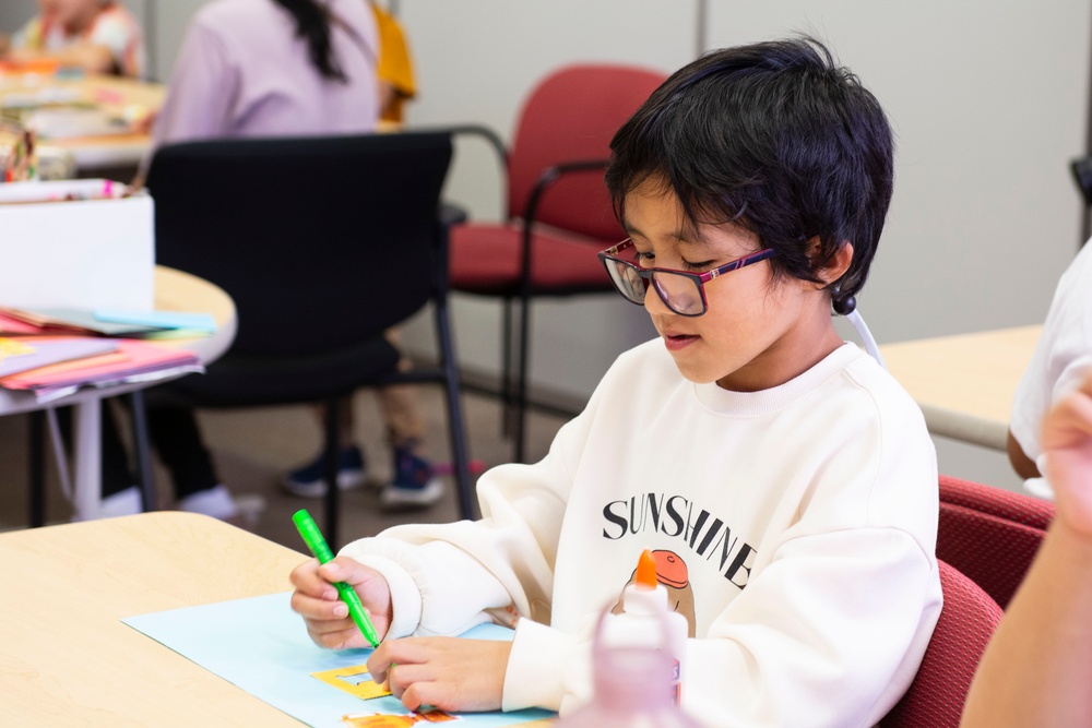 CFAY FFSC Hosts Father's Day Arts and Crafts Event