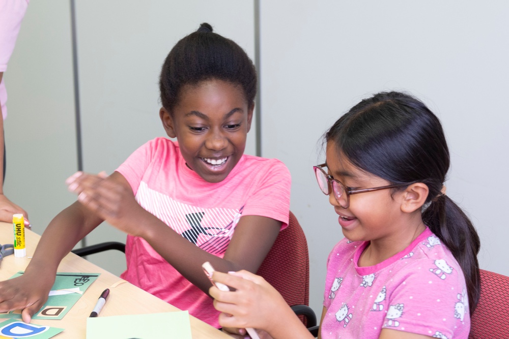 CFAY FFSC Hosts Father's Day Arts and Crafts Event