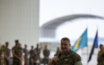 Marine Aircraft Group 12 host change of command ceremony