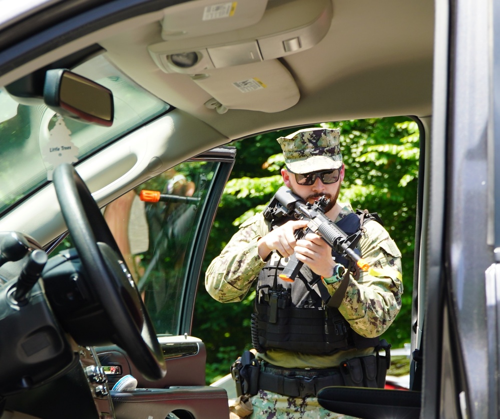 Security training onboard NWS Yorktown