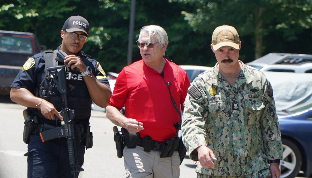 Security training onboard NWS Yorktown
