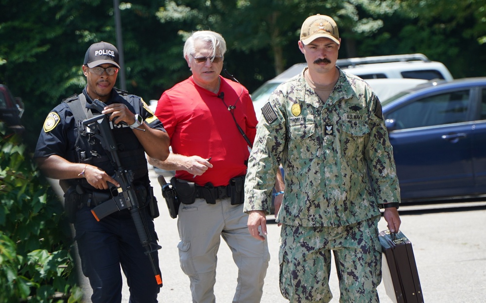 Security training onboard NWS Yorktown