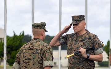 Sgt. Maj. Arebalo relinquishes post during 1st MAW relief and appointment