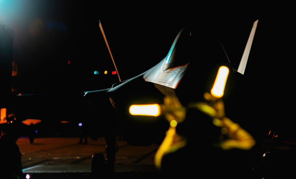 George Washington Conducts Flight Operations