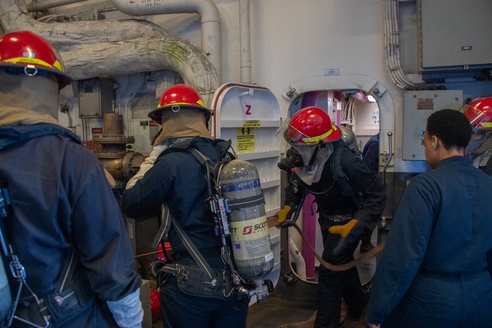 USS America (LHA 6) Conducts Damage Control Training