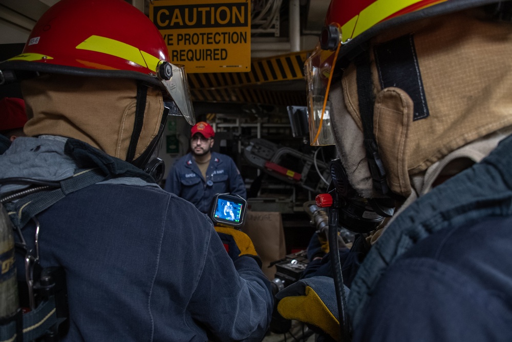 USS America (LHA 6) Conducts Damage Control Training