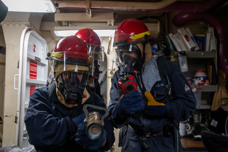 USS America (LHA 6) Conducts Damage Control Training