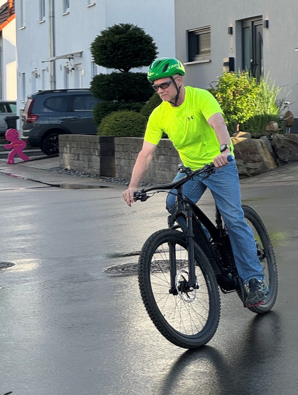 ‘Safety starts with me’ – bicycle safety during the 101 critical days of summer safety