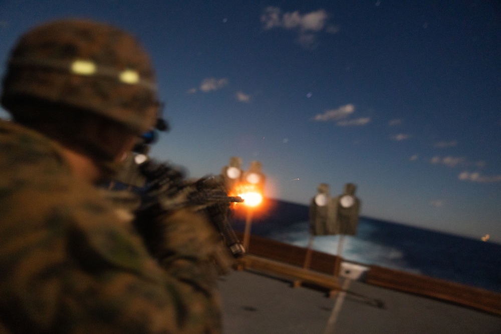 31st MEU | Live-fire deck shoot aboard USS San Diego