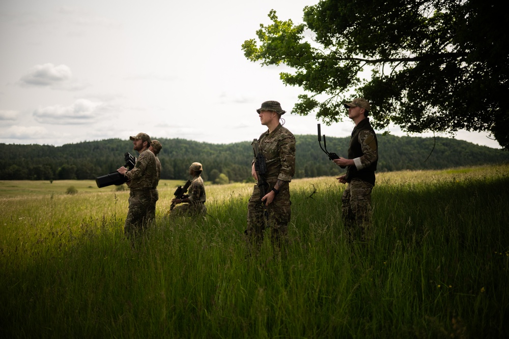 The Royal Yorkshire Regiment jams incoming drones during Project Flytrap