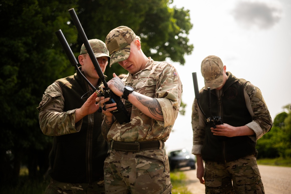 The Royal Yorkshire Regiment jams incoming drones during Project Flytrap