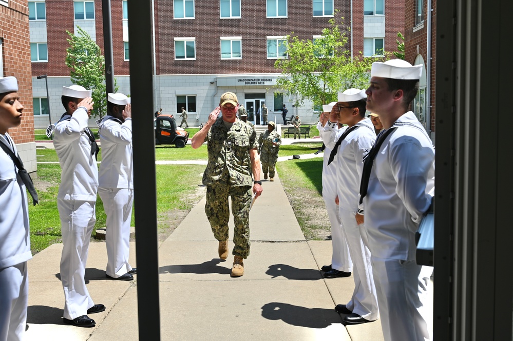 Commodore Richard Eytel visits Surface Combat Systems Training Command Great Lakes
